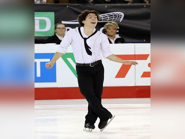 Keegan Messing performs heartfelt gala tribute to late brother at Skate America