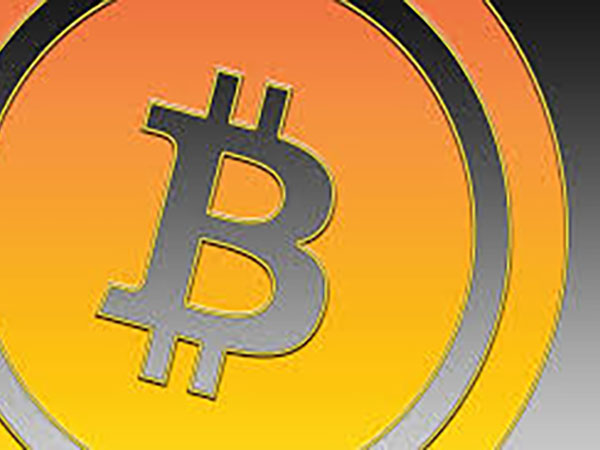 Market speculators hold net short positon of bitcoin futures