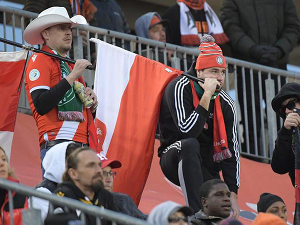 Toronto's large events ban doesn't include Jays, Leafs, Raptors, TFC