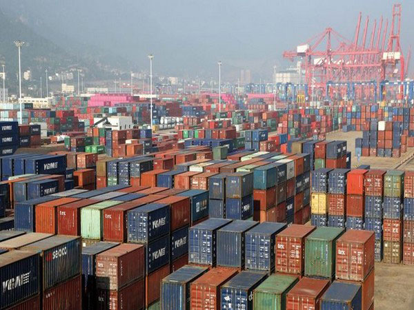 Japan's exports, imports continue to decline