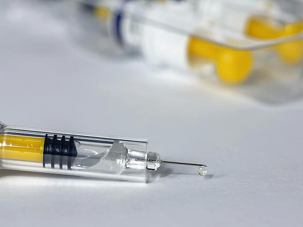U.S. gov't reaches deal to buy vaccines amid soaring COVID-19 cases