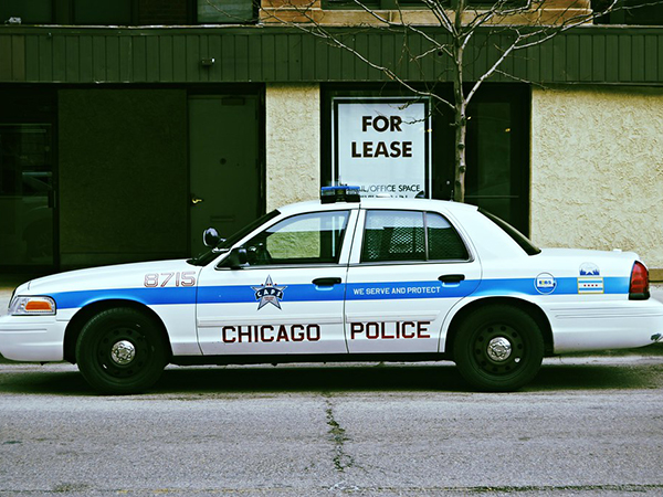 Chicago police blame Facebook for illegal gun, drug sales