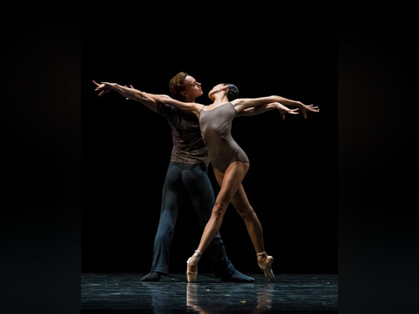 Ballerina Lee Sang-eun makes her height special in ballet