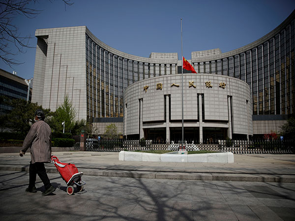 China's central bank injects liquidity into market