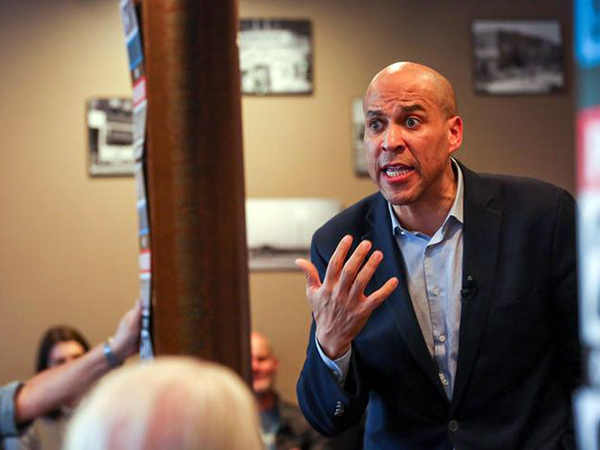 Democrat Booker ends US presidential campaign
