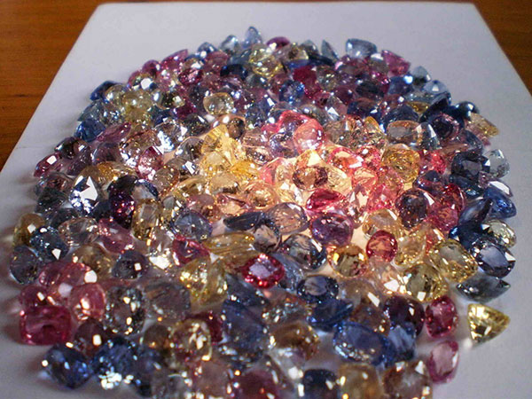 Gemstones and jewelry omitted from Union Tax Bill 2019