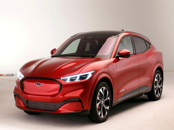 Lincoln electric SUV to use Ford-backed startup's 'skateboard' chassis: sources