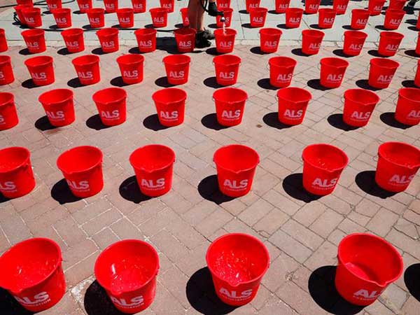 Pete Frates, the 'Ice Bucket Challenge' driver combatting ALS dies at age 34