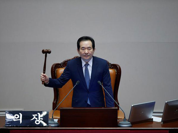 PM says no complacency yet over coronavirus in S. Korea