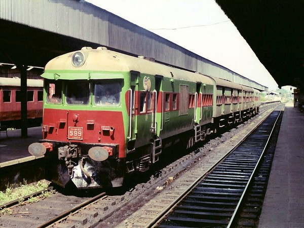 Denuwara Manike train on upcountry line to run daily from next month