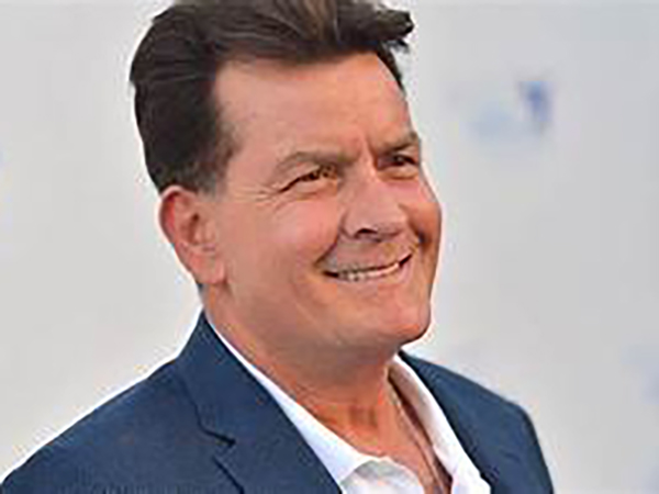 Charlie Sheen celebrates 1 year of not smoking cigarettes, says he wishes he 'never started'