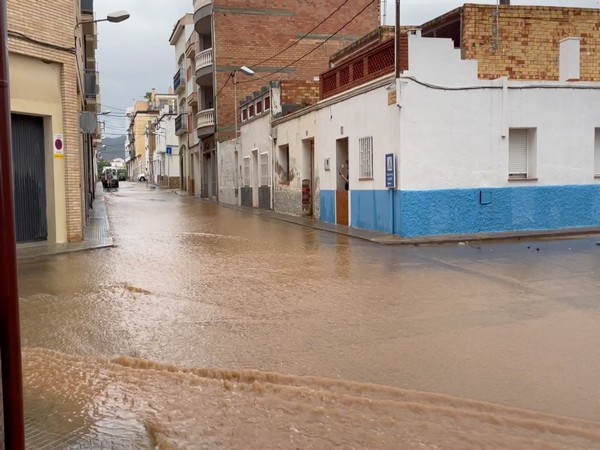 Three dead, four missing as rains pound Greece for second day
