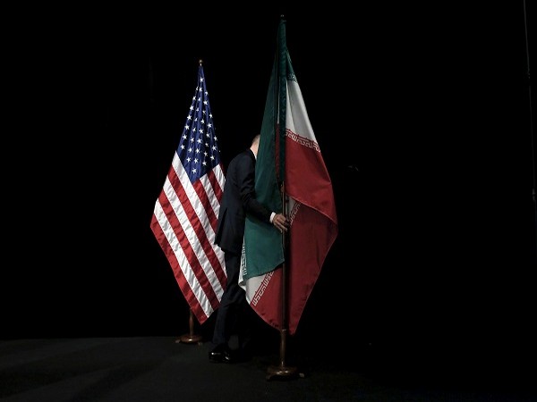 Iran calls on U.S. to end banking sanctions for COVID-19 fight