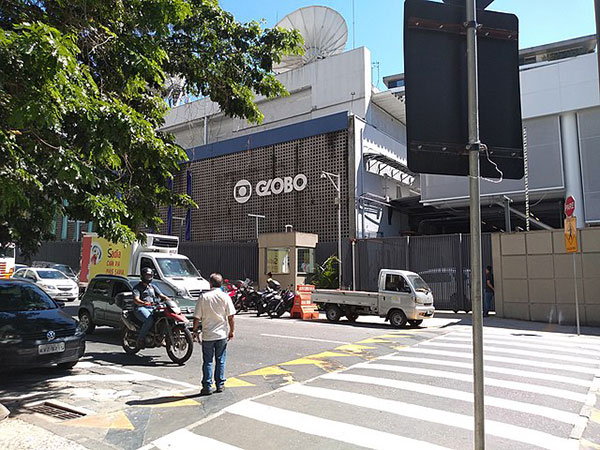 Brazil's TV Globo terminates Rio broadcast deal