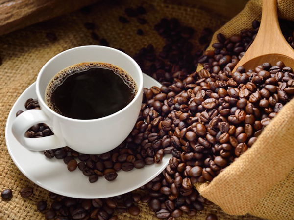 Seasonal coffee drinks 'loaded with sugar,' survey finds