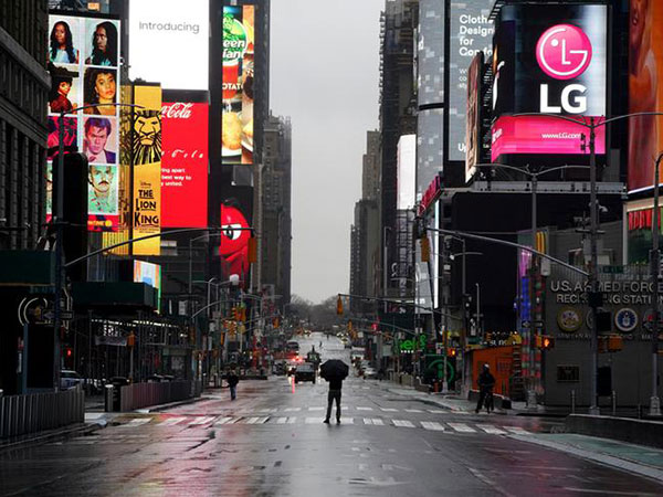 More US states order workers to stay home