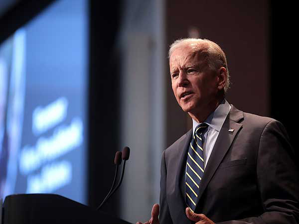 Biden formally introduces nominee for Pentagon chief