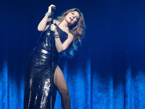 Shania Twain calls out 'very ageist' country music radio stations