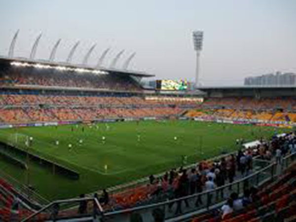 Chinese Super League side Tianjin Teda on visa application for foreign coach, players