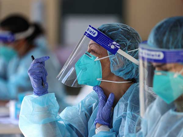Australia's COVID-19 death toll surpasses 300 after highest number of deaths reported in single day