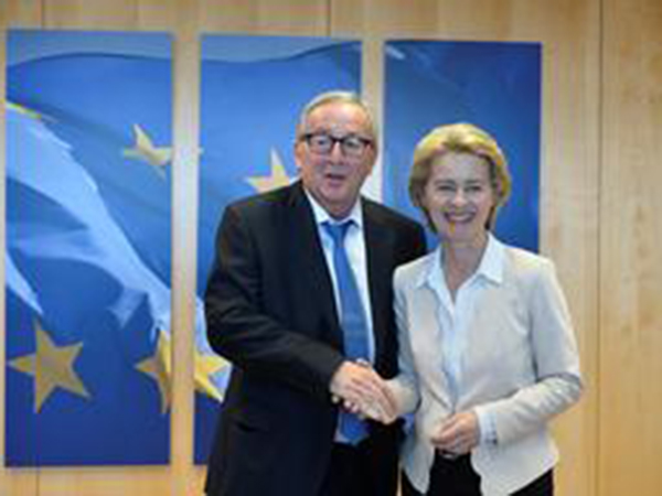 British would be 'big losers' from no-deal Brexit, Juncker says