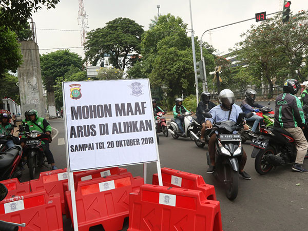 Commuter Line closes Palmerah, Tanah Abang for presidential inauguration