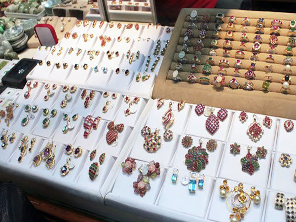 Gem, jewellery traders in Myanmar face competition from WeChat