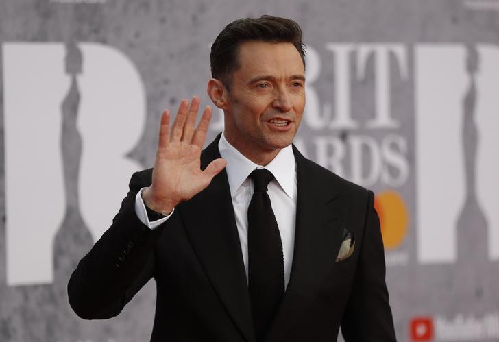 Hugh Jackman posts video from Dubai desert