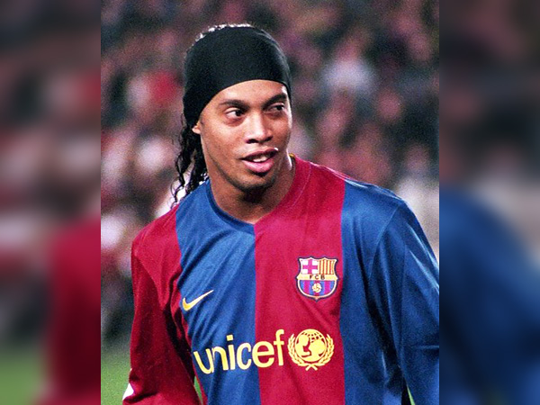 Ronaldinho loses appeal for release from house arrest