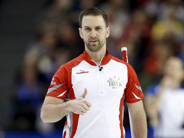 Gushue, Koe open the National curling tournament with easy victories