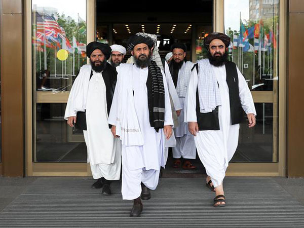 Afghan Government, Taliban Disagree on Timing of Ceasefire, Reduction of Violence