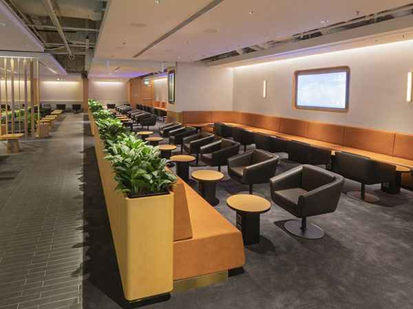 Qantas spoils Changi travelers with newly expanded business lounge