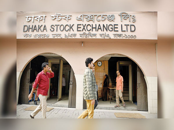 Market capitalization shrinks by Tk65,400cr in 9 months