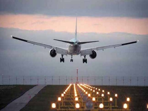 Flights leaving US grounded over technical issue