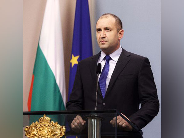 Bulgaria's incumbent president wins presidential runoff: exit polls