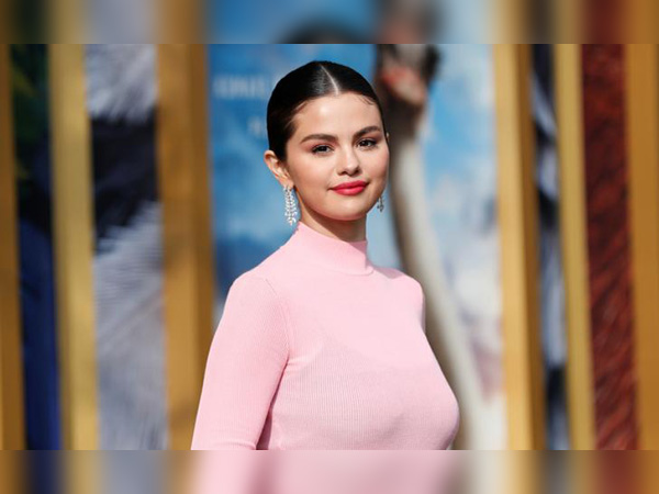 Selena Gomez showcases new 'Rare' neck tattoo: 'Did it again'