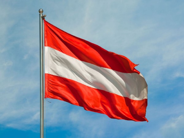 Austria's economy shows recovery, growth set to accelerate