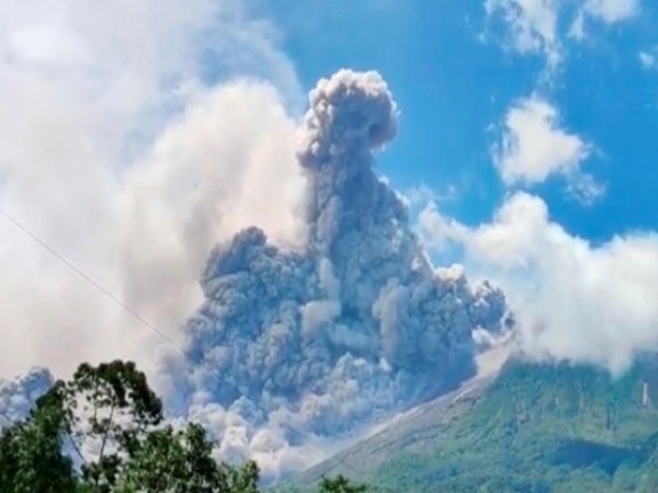 Bougainville state of emergency after volcanic eruption extended