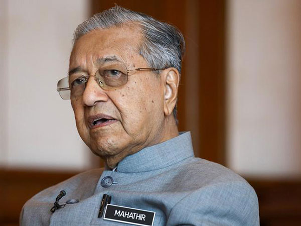 Malaysian PM Mahathir submits resignation letter