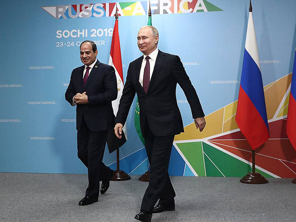 Putin says UAE interested in participating in joint projects of Russia and Egypt