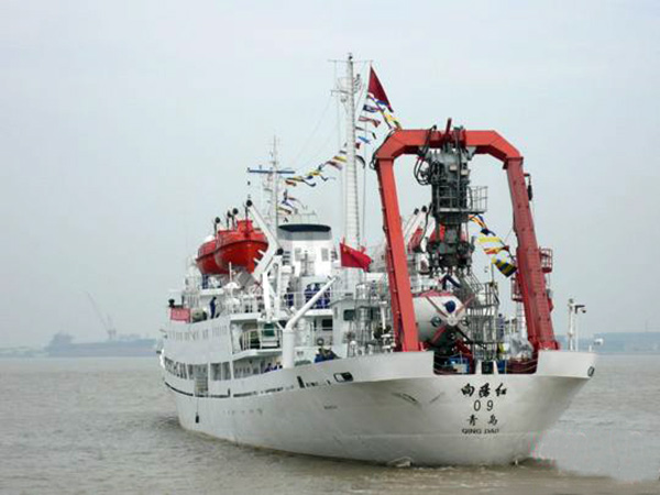 Chinese research vessel "Xiang Yang Hong 06" conducts research on microorganisms in Sri Lankan waters