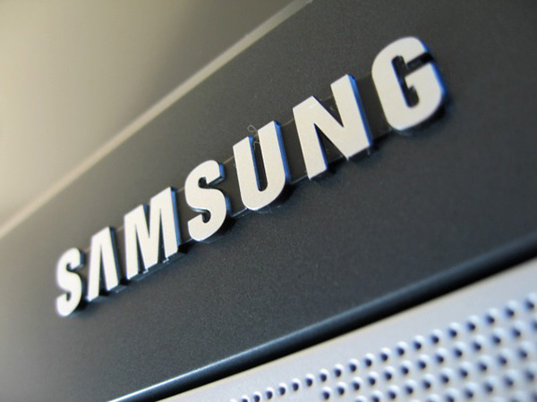 Ex-Samsung worker ends one-year protest atop 25-meter tower
