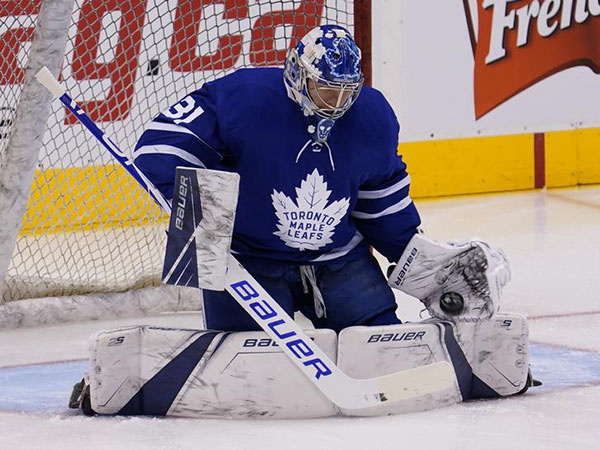 Avalanche hold on to down Leafs as Kadri, Marner return to ice in Toronto