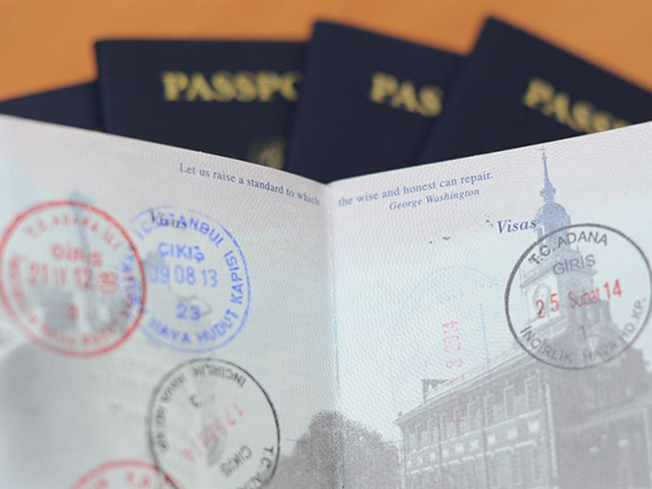 Trump promises to resolve issue of non-issuance of US visas to Russian delegates