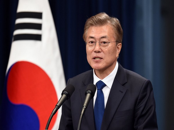 Moon calls for lawmakers' support in curbing housing prices, launching anti-corruption probe agency