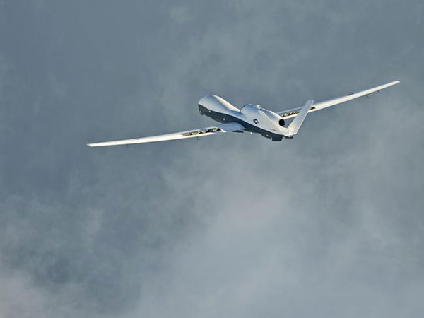 US flies surveillance plane over Korean Peninsula as N.K. fires missiles