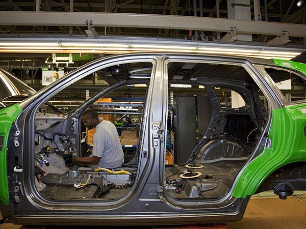 Automakers expect a bumpy ride ahead