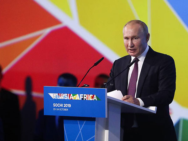 'The best in the world': Putin lauds effectiveness of Russia's revolutionary Ebola vaccine