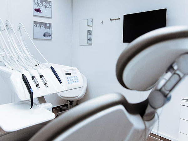 Pop-up clinic brings COVID-19 tests to those most in need, advocates say