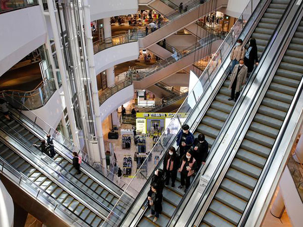 Foreigners extend selling streak to 25th consecutive session